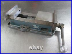 USED D40 Kurt 4 Milling Machine vise with handle, swivel base, I. D. & O. D. Jaws