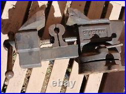 Used Craftsman Bench Vise 5242 3 1/2 Jaws And Pipe Jaws Swivel Base Free Ship