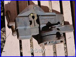 Used Craftsman Bench Vise 5242 3 1/2 Jaws And Pipe Jaws Swivel Base Free Ship