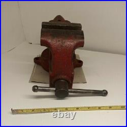 VINTAGE BIG COLUMBIAN D44-M3 4 Bench Vise With Swivel Base USA