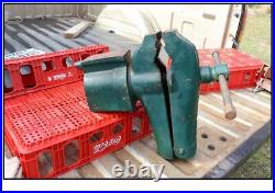 VINTAGE COLE VISE with SWIVEL BASE PIPE JAWS BLACKSMITH NO. 11 GREAT