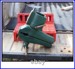 VINTAGE COLE VISE with SWIVEL BASE PIPE JAWS BLACKSMITH NO. 11 GREAT
