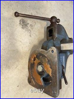 VINTAGE L. S. STARRETT 924 Athol Swivel Base Bench Vise