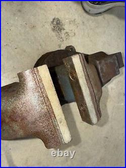 VINTAGE L. S. STARRETT 924 Athol Swivel Base Bench Vise