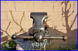 VINTAGE REED MFG. CO No. 204R SWIVEL MACHINIST VISE, 4'' JAWS, 54 LBS, ERIE PA USA
