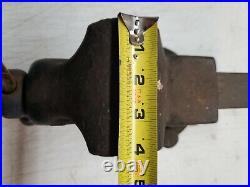 VINTAGE REED MFG. CO. No. 204 R MACHINIST SWIVEL BASE HEAVY DUTY VISE 4 in. Jaws