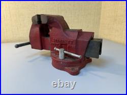 VINTAGE STARRETT SWIVEL BASE VISE # 013 1/2 ATHOL MASS / Great Shape / Red