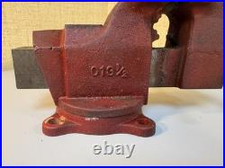 VINTAGE STARRETT SWIVEL BASE VISE # 013 1/2 ATHOL MASS / Great Shape / Red
