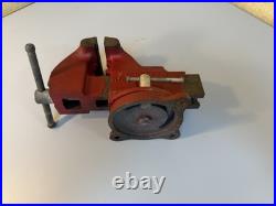 VINTAGE STARRETT SWIVEL BASE VISE # 013 1/2 ATHOL MASS / Great Shape / Red