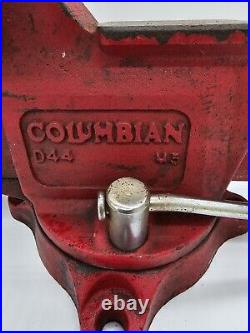 VTG COLUMBIAN D44-M5 4½ Bench Vise With Swivel Base Anvil/Pipe Jaws