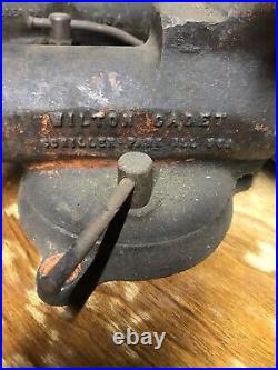 Vintage 1961 Wilton Cadet Bullet Style Bench Vise 3.5 Jaw Locking Swivel Base