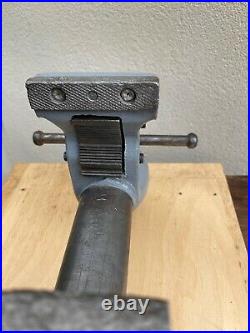 Vintage 9-C Wilton Bullet Bench Vise 4-1/2 Swivel Base Pipe Jaws Schiller 63lb