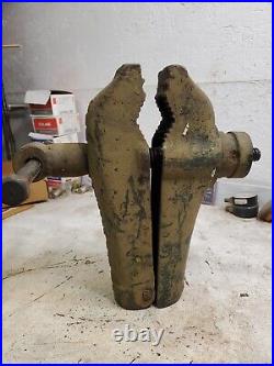 Vintage COLE TOOL MFG Blacksmith Vise No 11 Forge Swivel Base Machinist
