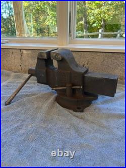 Vintage Columbian Bench Vise, 4 Jaws, with Swivel Base, Heavy Duty No 604