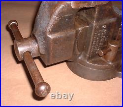 Vintage Columbian Bench Vise No. 603-1/2 withSwivel Base and 3-1/2 Jaws (33 lbs.)