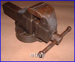 Vintage Columbian Bench Vise No. 603-1/2 withSwivel Base and 3-1/2 Jaws (33 lbs.)