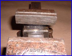 Vintage Columbian Bench Vise No. 603-1/2 withSwivel Base and 3-1/2 Jaws (33 lbs.)
