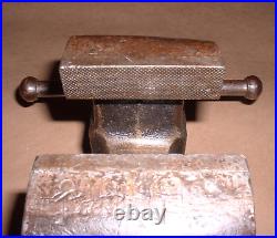 Vintage Columbian Bench Vise No. 603-1/2 withSwivel Base and 3-1/2 Jaws (33 lbs.)