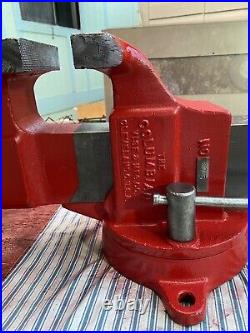 Vintage Columbian Bench Vise With Swivel Base Made In USA
