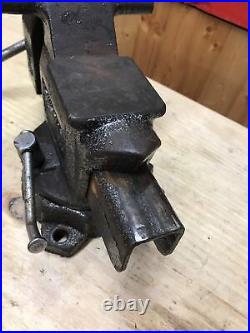 Vintage Columbian D5 D55 Swivel Base Bench Vise 5.5 Jaws Blacksmith Nice USA