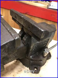 Vintage Columbian D5 D55 Swivel Base Bench Vise 5.5 Jaws Blacksmith Nice USA