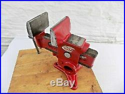 Vintage Columbian Gyro Vise No. 73 1/2 Cleveland USA With Swivel Base 15 Lbs