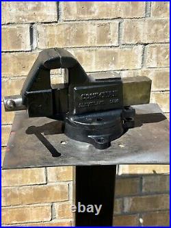 Vintage Columbian bench vice 603-M2 3 Jaw Swivel Base