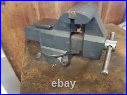 Vintage Craftsman 5-1/2 Bench Vise Swivel Base Pipe Jaws 51871 37 lbs. USA