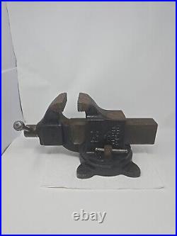 Vintage Hollands No. 24 Swivel Base Bench Vise (4 Jaws/8.25 Max Opening/58lbs.)