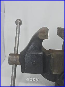 Vintage Hollands No. 24 Swivel Base Bench Vise (4 Jaws/8.25 Max Opening/58lbs.)