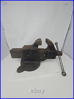 Vintage Hollands No. 24 Swivel Base Bench Vise (4 Jaws/8.25 Max Opening/58lbs.)