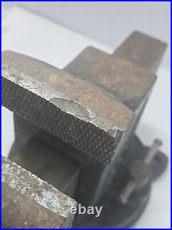 Vintage Hollands No. 24 Swivel Base Bench Vise (4 Jaws/8.25 Max Opening/58lbs.)