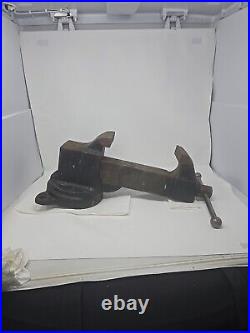 Vintage Hollands No. 24 Swivel Base Bench Vise (4 Jaws/8.25 Max Opening/58lbs.)