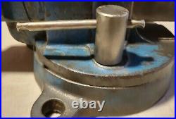 Vintage Morgan 30 Machinist Vise 3 Jaws Swivel Base Opens 6 Nice Milwaukee USA