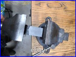 Vintage Morgan Chicago 130 3 in. Swivel Base Bench Vise American Made USA