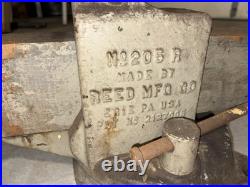 Vintage REED MFG Co. No205 R Vise. Original Paint, Swivel Base, Great Condition