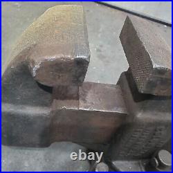 Vintage Rare Columbian No. 604 Swivel Base Bench Vise