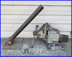 Vintage Reed MFG Co No. 404 R Swivel Base Bench Vise Heavy Duty Machinist Tool