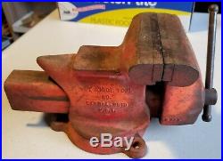 Vintage Ridge Tool Co. 5 Bench Vise #500-R swivel base anvil pipe clamp USA