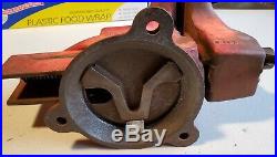 Vintage Ridge Tool Co. 5 Bench Vise #500-R swivel base anvil pipe clamp USA