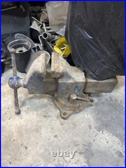 Vintage Rock Island 574 Swivel Base Bench Vise 4½ Jaws USA Made