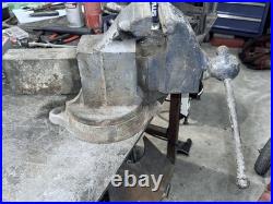 Vintage Rock Island 574 Swivel Base Bench Vise 4½ Jaws USA Made Vintage Rock Island 574 Swivel Base Bench Vise 4½ Jaws USA Made