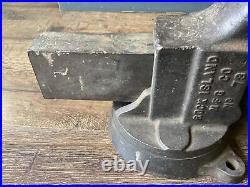 Vintage Rock Island # 73 Swivel Base Machinist Bench Vise 4 Jaw Free Ship