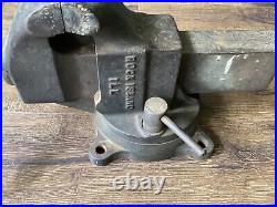 Vintage Rock Island # 73 Swivel Base Machinist Bench Vise 4 Jaw Free Ship