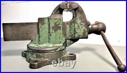 Vintage Rock Island No. 573 Vise 4 Jaw 55lb. With Meat Ball & Swivel Base