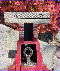 Vintage Sears Craftsman Bench Vise 5 1/4 wide jaws model 391.5181 Swivel base