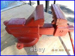 Vintage Sears Craftsman Swivel Base Bench Vise No. 506-51811 5 Width Jaws Red