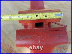 Vintage Sears Craftsman Swivel Base Bench Vise No. 506-51811 5 Width Jaws Red