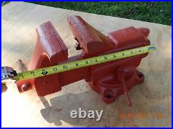 Vintage Sears Craftsman Swivel Base Bench Vise No. 506-51811 5 Width Jaws Red