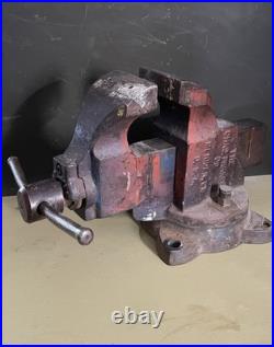 Vintage The Chas Parker Co. Swivel Base Bench Vise No. 973 3 Jaws